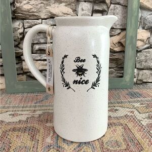 #41 Speckled Bee Collection Nice 52oz Double Sided Ceramic Pottery Pitcher Water
